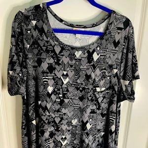 GUC Large Lularoe Carly